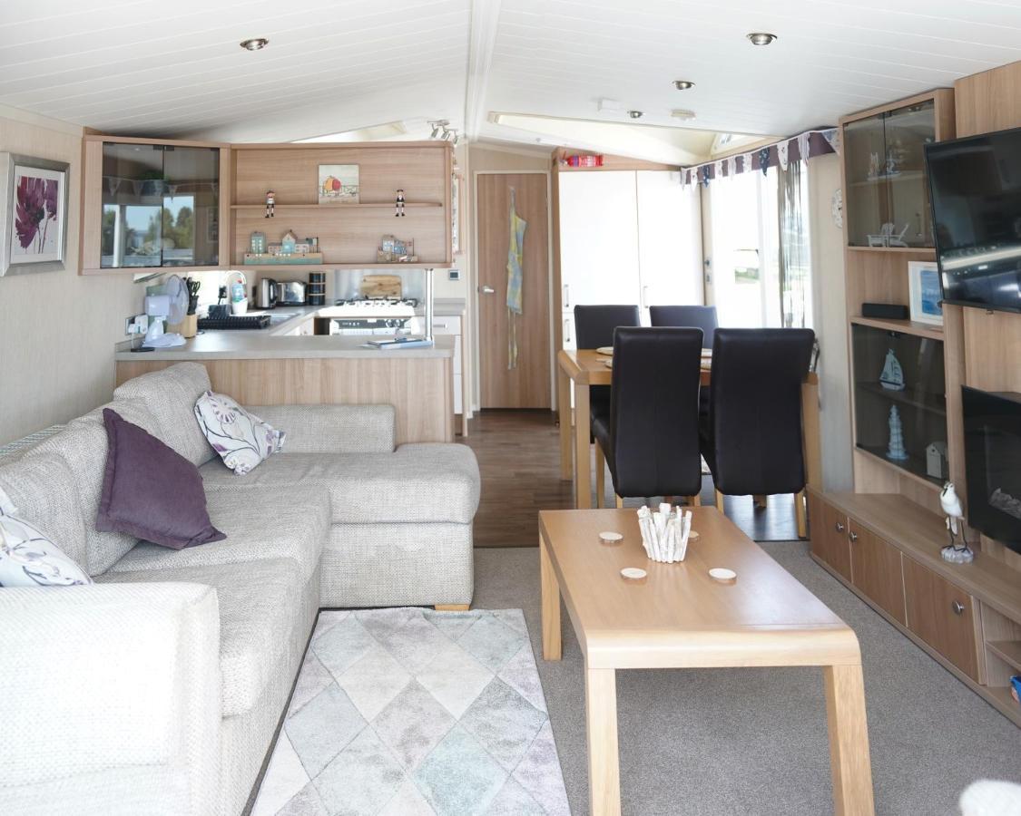 Sea Breeze Cabin プール エクステリア 写真